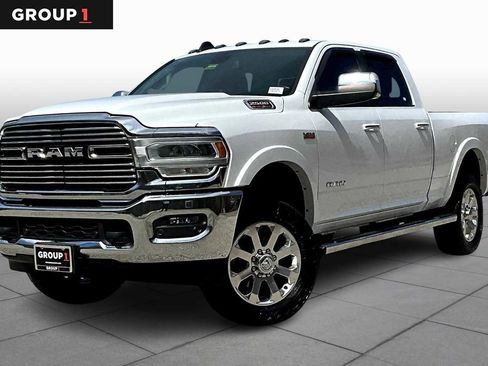 Used 2019 RAM 2500 Laramie AWD/4WD image 1