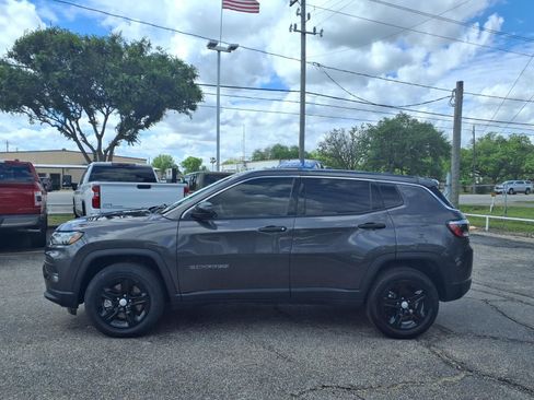 Used 2024 Jeep Compass Sport AWD/4WD image 24