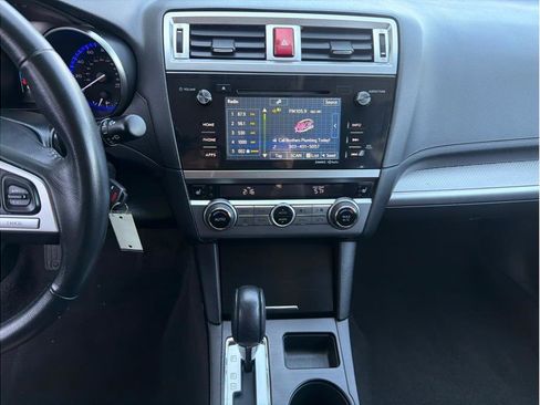 Used 2016 Subaru Outback 2.5i Premium image 16