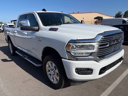 Used 2023 RAM 2500 Laramie AWD/4WD image 5