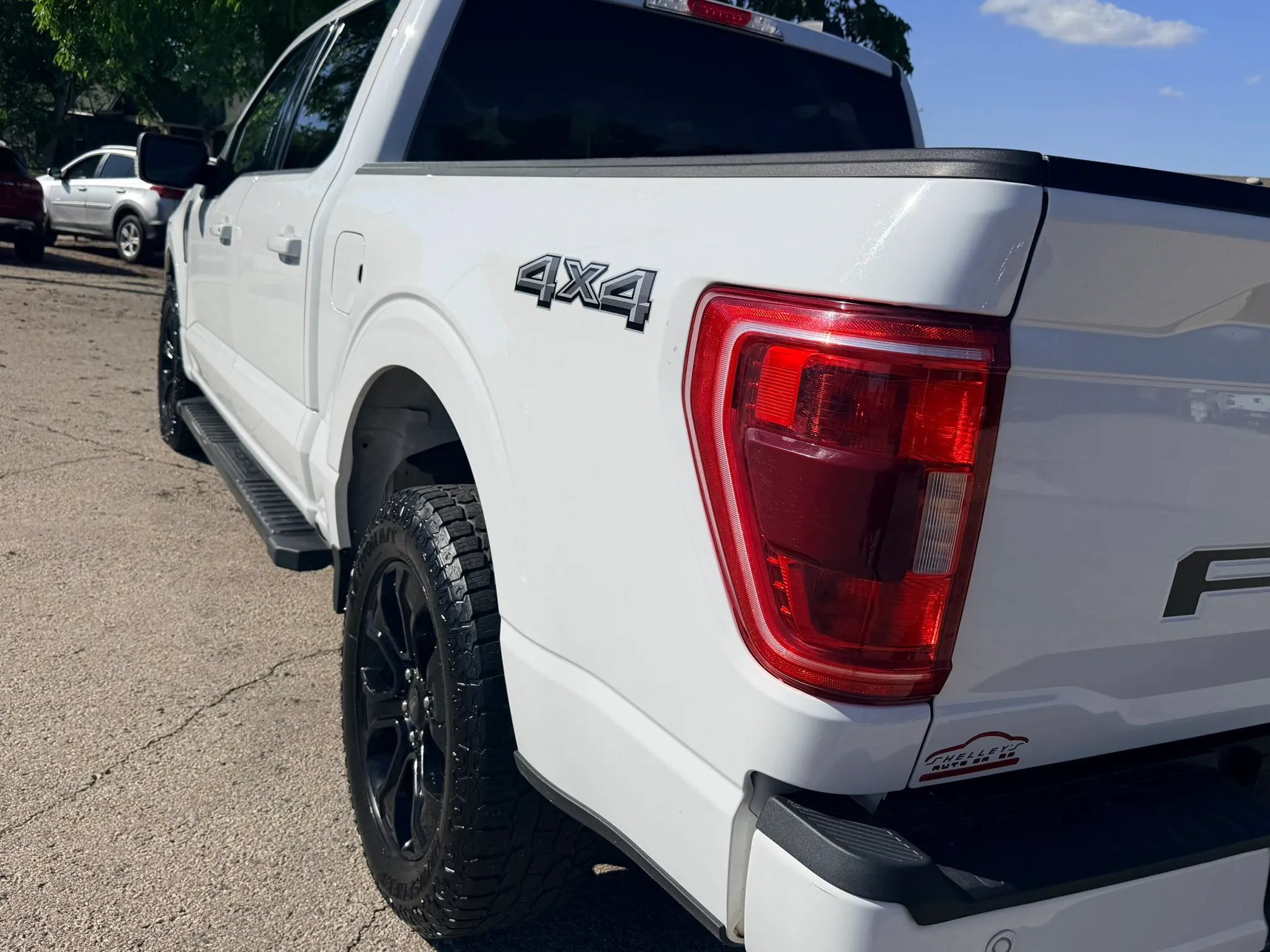 Used 2022 Ford F150 XLT w/ Equipment Group 302A High AWD/4WD image 7
