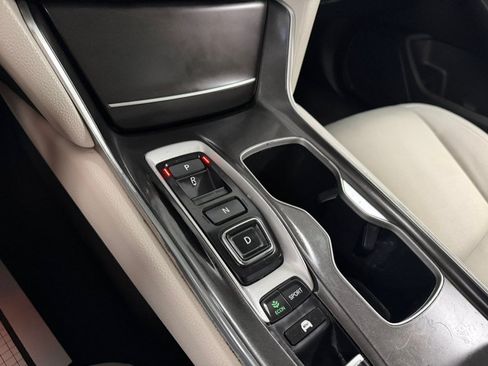 Used 2020 Honda Accord Hybrid image 47