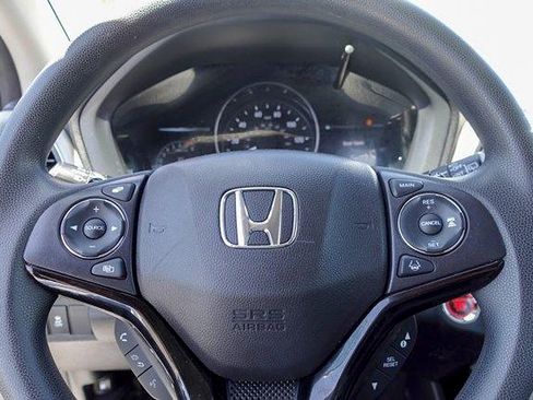Used 2021 Honda HR-V EX image 13