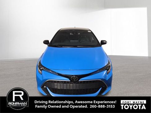 Used 2021 Toyota Corolla XSE FWD image 3