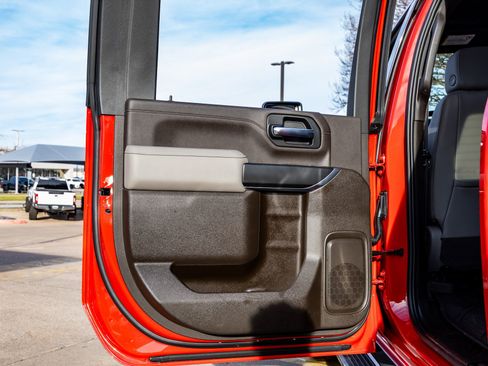 Used 2022 Chevrolet Silverado 3500 LTZ w/ LTZ Convenience Package image 38