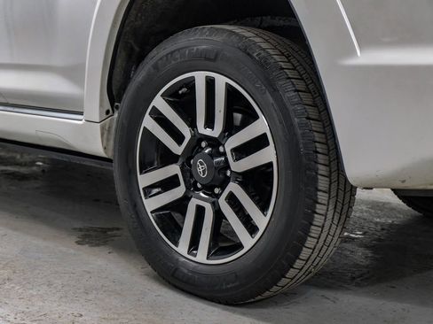 Used 2016 Toyota 4Runner Limited AWD/4WD image 61