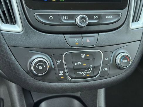 Used 2024 Chevrolet Malibu LS image 24