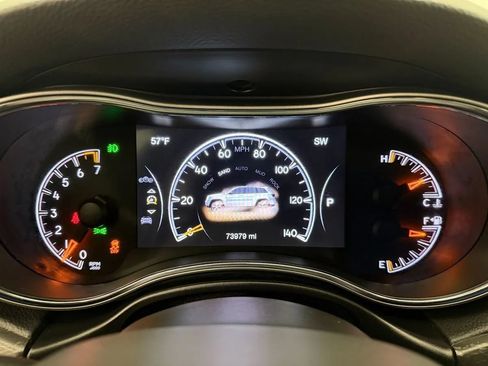 Used 2018 Jeep Grand Cherokee Limited AWD/4WD image 14