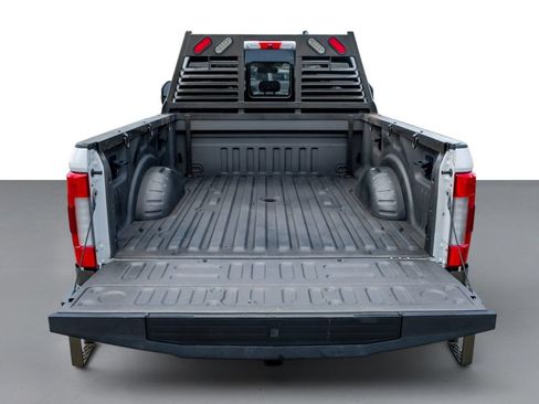 Used 2019 Ford F250 Lariat w/ Lariat Ultimate Package AWD/4WD image 60