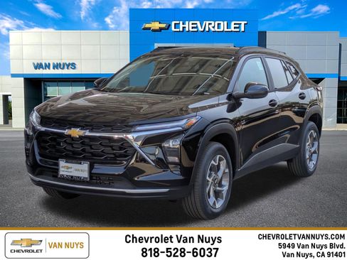 New 2026 Chevrolet Trax LT w/ Driver Confidence Package image 1