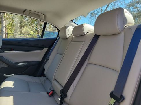 New 2026 MAZDA MAZDA3 2.5 S Sedan w/ Preferred Pkg image 9