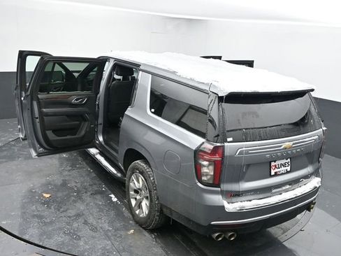 Used 2023 Chevrolet Suburban Premier image 69