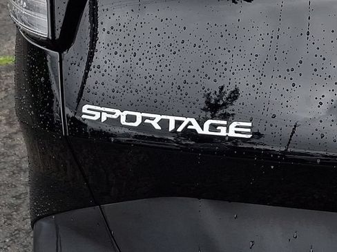 Used 2023 Kia Sportage X-Line w/ X-Line Premium Package AWD/4WD image 37