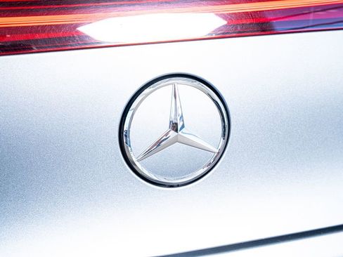 Used 2023 Mercedes-Benz EQS 580 4MATIC Sedan image 28