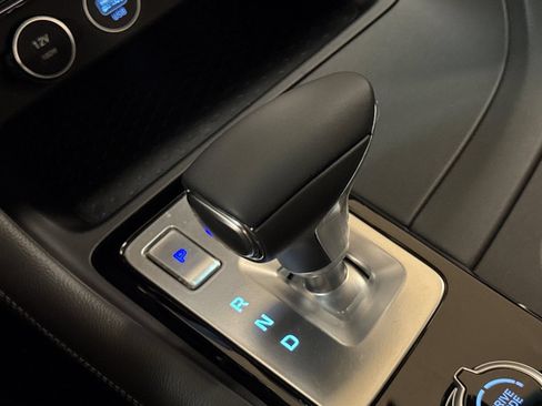 New 2026 Genesis G70 2.5T RWD image 21