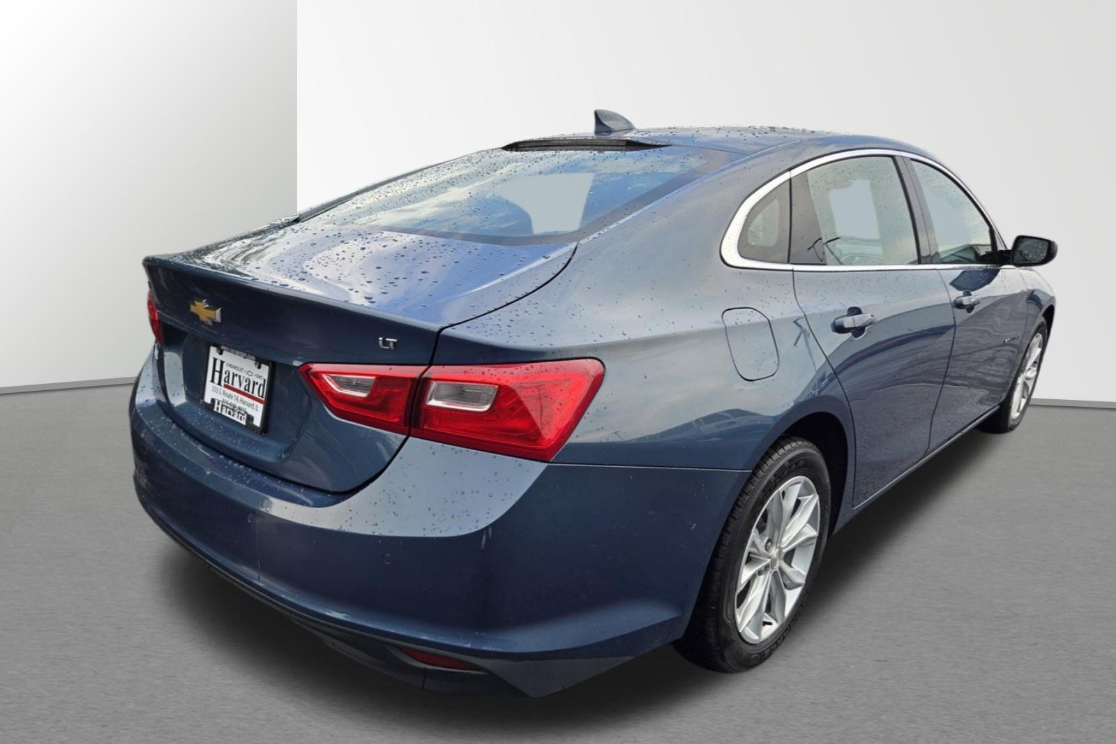 Used 2025 Chevrolet Malibu LT FWD image 4