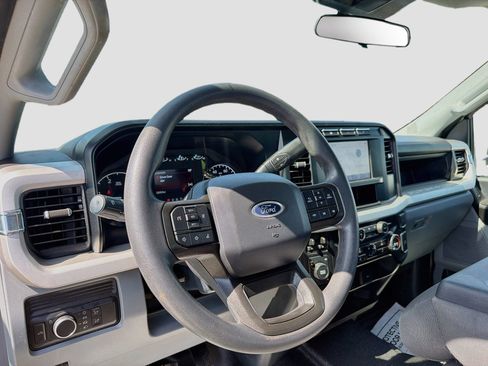 Used 2024 Ford F250 XL w/ XL Driver Assist Package AWD/4WD image 11