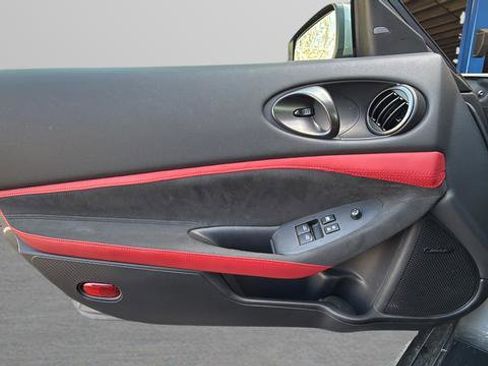 Used 2024 Nissan Z Performance w/ Floor Mat Package RWD image 9