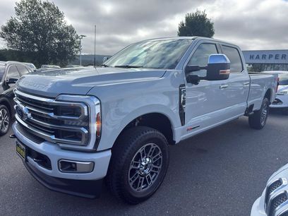 New 2026 Ford F350 Platinum w/ Platinum Plus Package