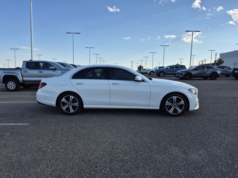 Used 2020 Mercedes-Benz E 350 4MATIC Sedan image 6