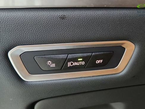 Used 2024 BMW X7 xDrive40i w/ Premium Package AWD/4WD image 41