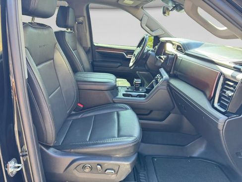 Used 2024 GMC Sierra 1500 Denali AWD/4WD image 16