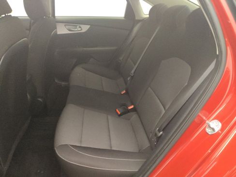 Used 2023 Kia Forte LXS image 18