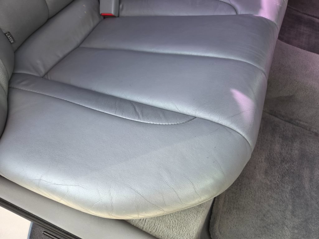 Used 2003 Toyota Avalon XLS FWD image 32