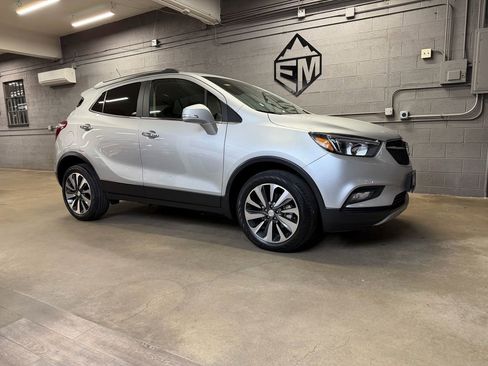 Used 2017 Buick Encore Preferred image 4