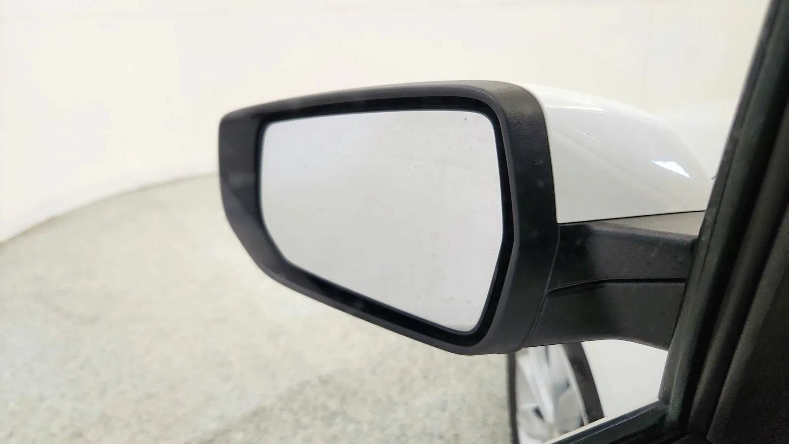 Used 2024 Chevrolet Malibu LT FWD image 15