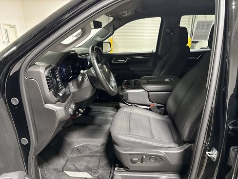 Used 2025 Chevrolet Silverado 1500 LT w/ LPO, Liner Protection Package AWD/4WD image 20