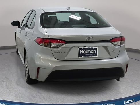 Used 2023 Toyota Corolla LE FWD image 7