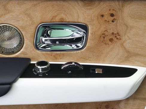 New 2026 Rolls-Royce Phantom Sedan image 66