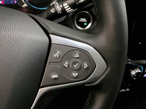 Used 2023 Chevrolet Traverse LT image 21