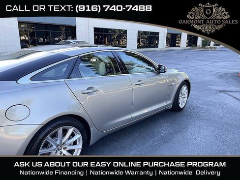 Used 2011 Jaguar XJ RWD image 8