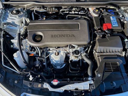 Used 2025 Honda Civic Sport image 27