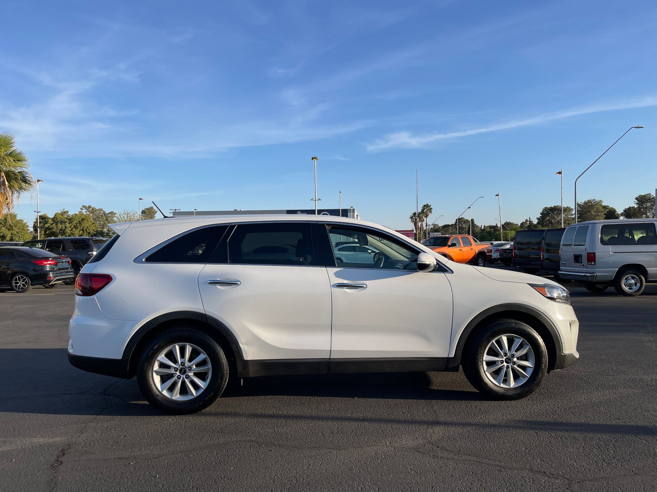 Used 2019 Kia Sorento FWD image 6