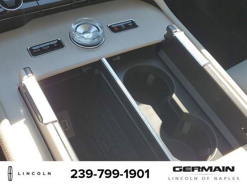 New 2025 Lincoln Navigator L Reserve image 30