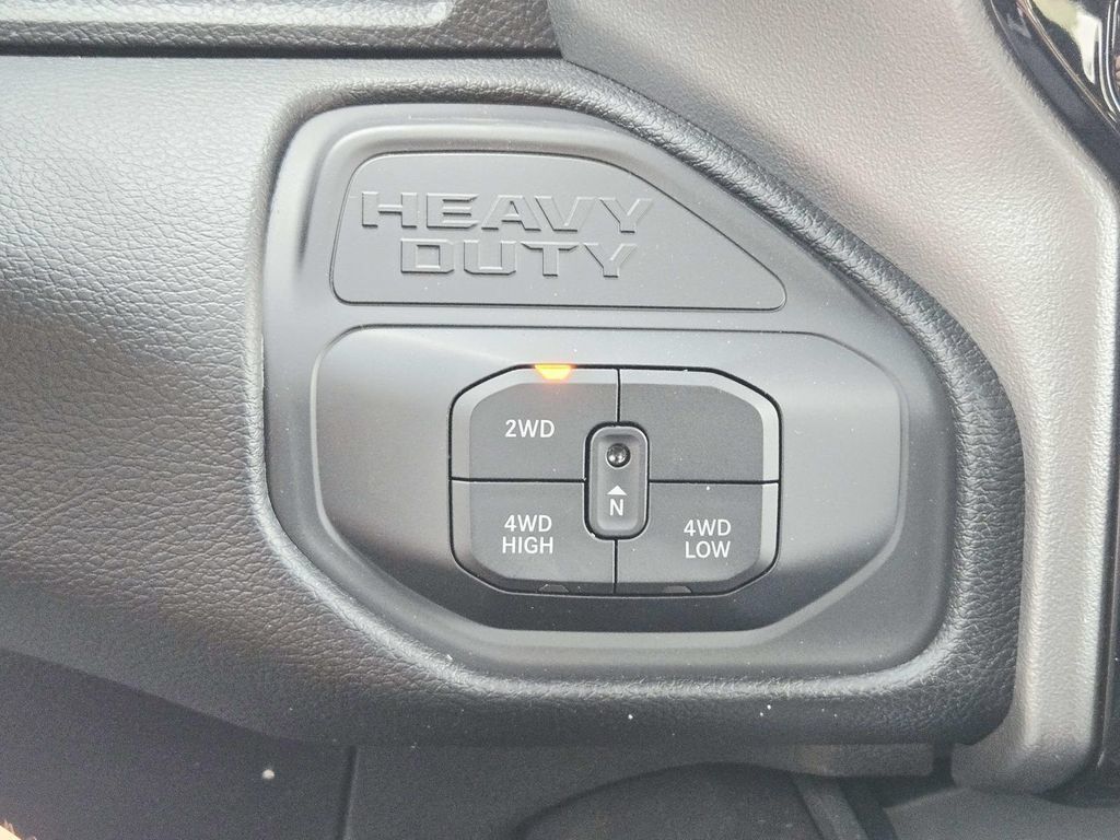 New 2026 RAM 2500 Big Horn AWD/4WD image 29