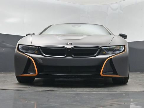 Used 2019 BMW i8 Coupe AWD/4WD image 31