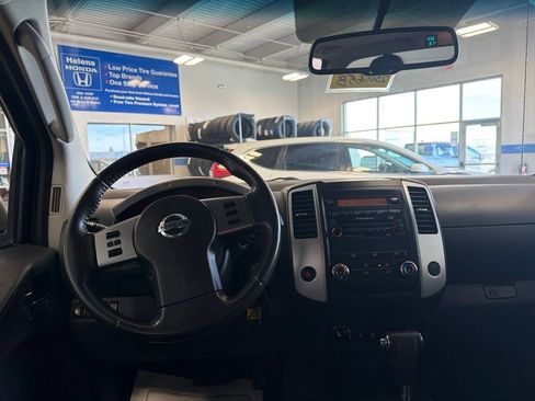 Used 2011 Nissan Frontier PRO-4X w/ Pro-4x Luxury Pkg AWD/4WD image 10