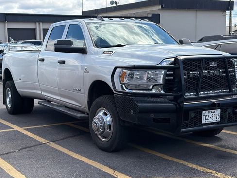 Used 2022 RAM 3500 Tradesman AWD/4WD image 2