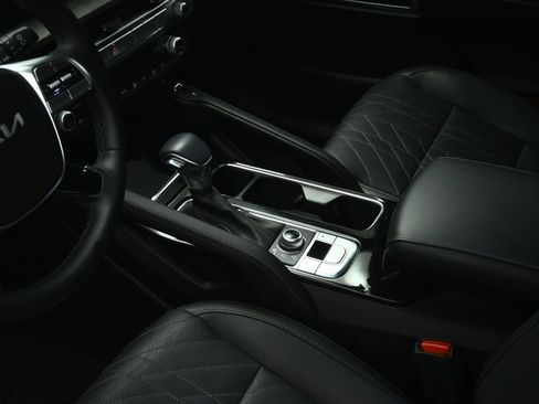 Certified 2025 Kia Telluride EX X-Line AWD/4WD image 48