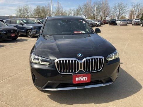 Used 2022 BMW X3 xDrive30i w/ Convenience Package AWD/4WD image 2