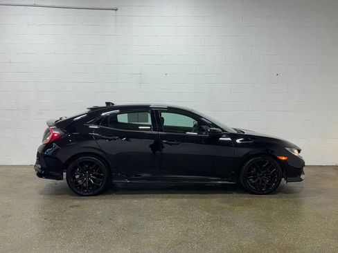 Used 2021 Honda Civic Sport image 2
