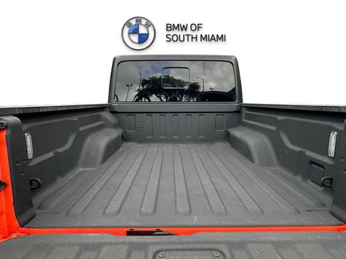 Used 2023 Jeep Gladiator Rubicon AWD/4WD image 25