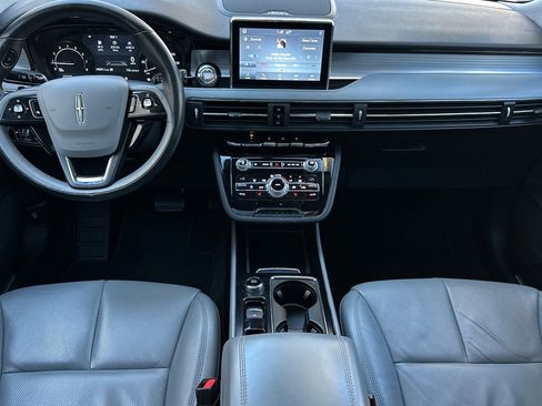 Used 2020 Lincoln Corsair Reserve image 12