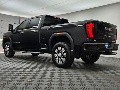 Used 2024 GMC Sierra 2500 Denali w/ Denali Reserve Package image 18