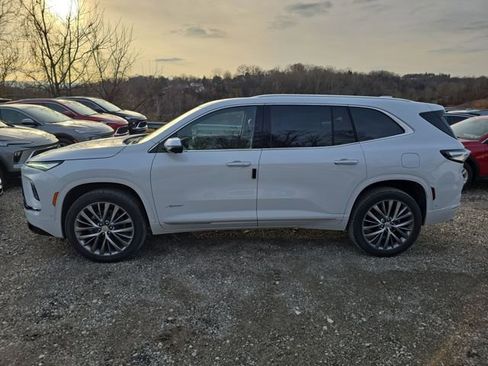 New 2026 Buick Enclave Avenir w/ Super Cruise Package image 2