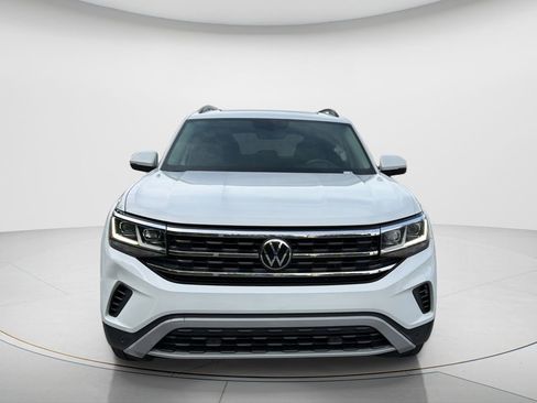 Used 2023 Volkswagen Atlas SE w/ Panoramic Sunroof Package FWD image 9